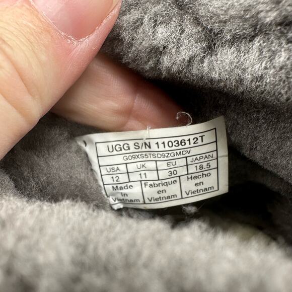 UGG Childrens Gray Boots Size 12 US Pull On - Picture 6 of 8